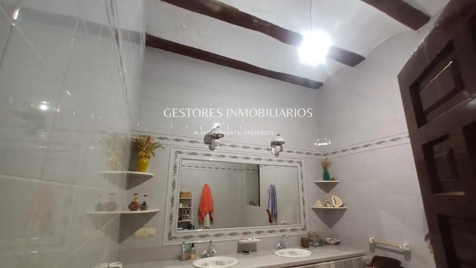 Bathroom of Buildings for sale in Muro de Alcoy