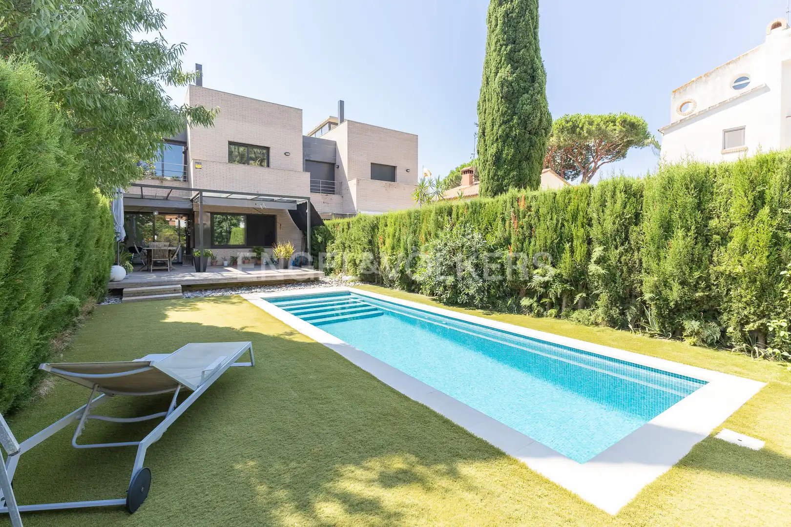 Vista exterior de Casa o chalet en venta en Premià de Mar con Aire acondicionado, Calefacción y Jardín privado