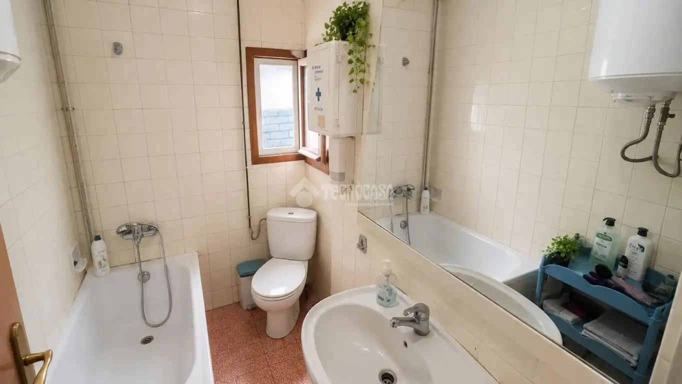 Badezimmer von Wohnung zum Verkauf in Valencia