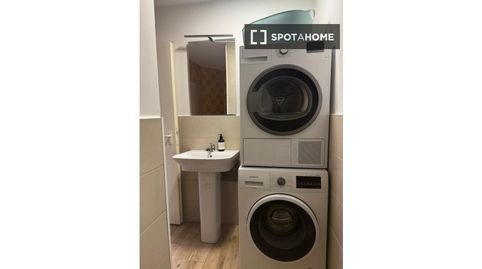 Foto 5 von Zimmer in Pubilla Cases, L'Hospitalet de Llobregat