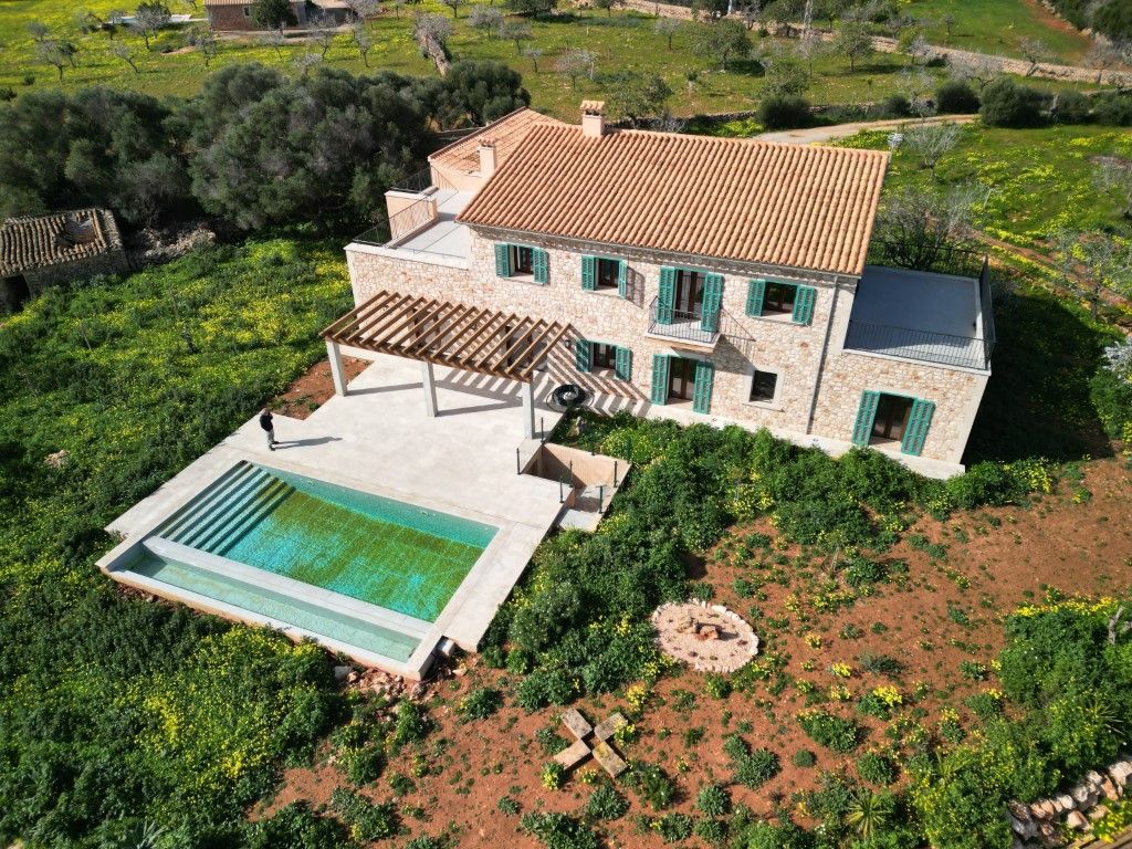 Garden of Country house to rent in Felanitx  with Air Conditioner and Swimming Pool