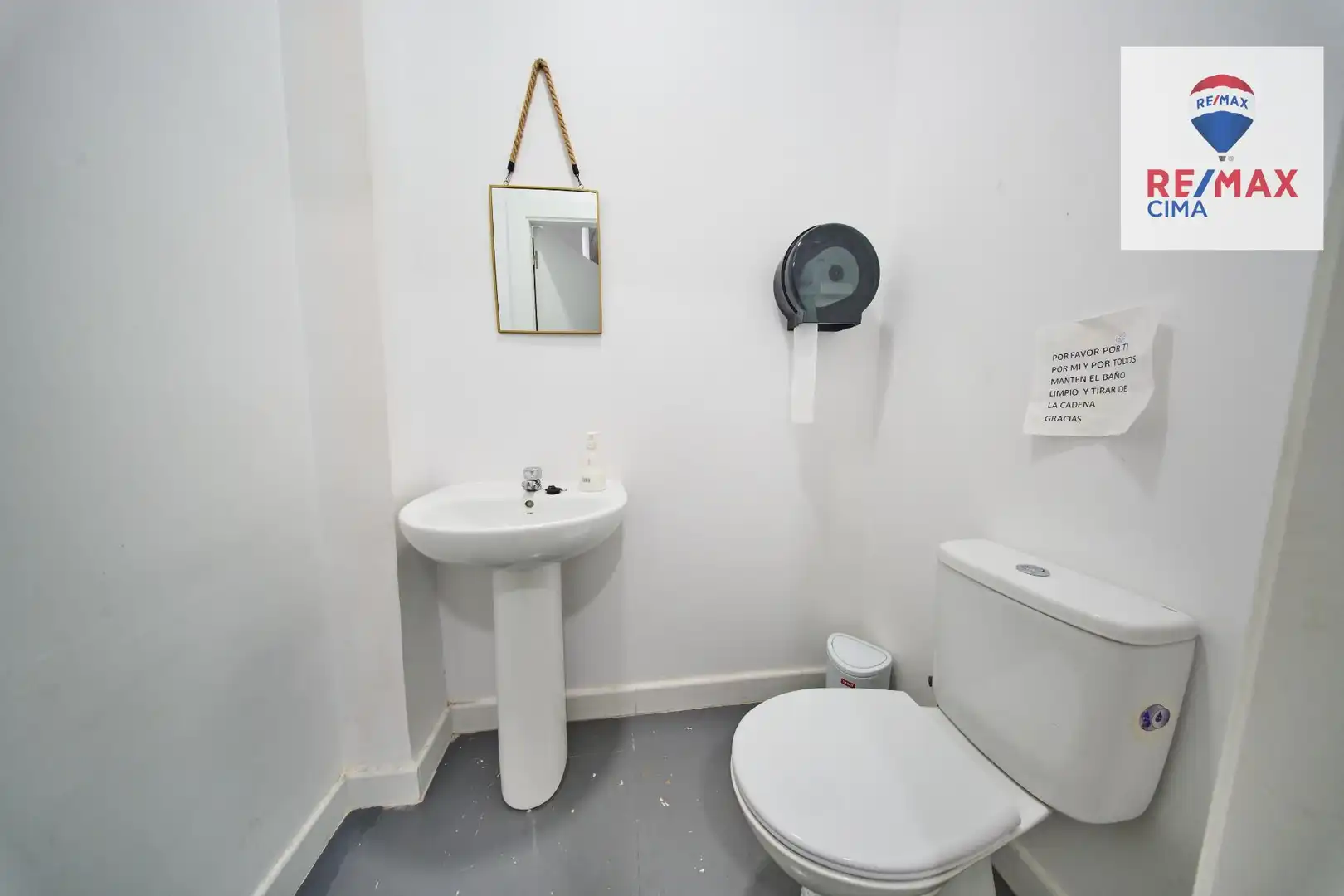 Business premises for transfer in Calle de la Cruz del Sur 8, imagen 37