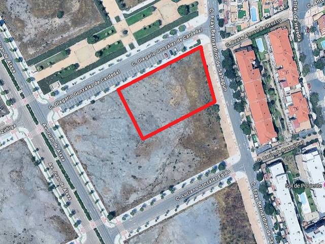 Terreno residencial en Venta en Calle Fray Bernardino de Sahagún, 39 en La Platina- Hospital - Campus