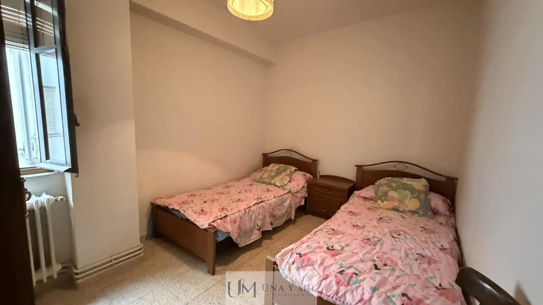 Bedroom of Flat for sale in Salamanca  with Heating, Terrace and Balcony