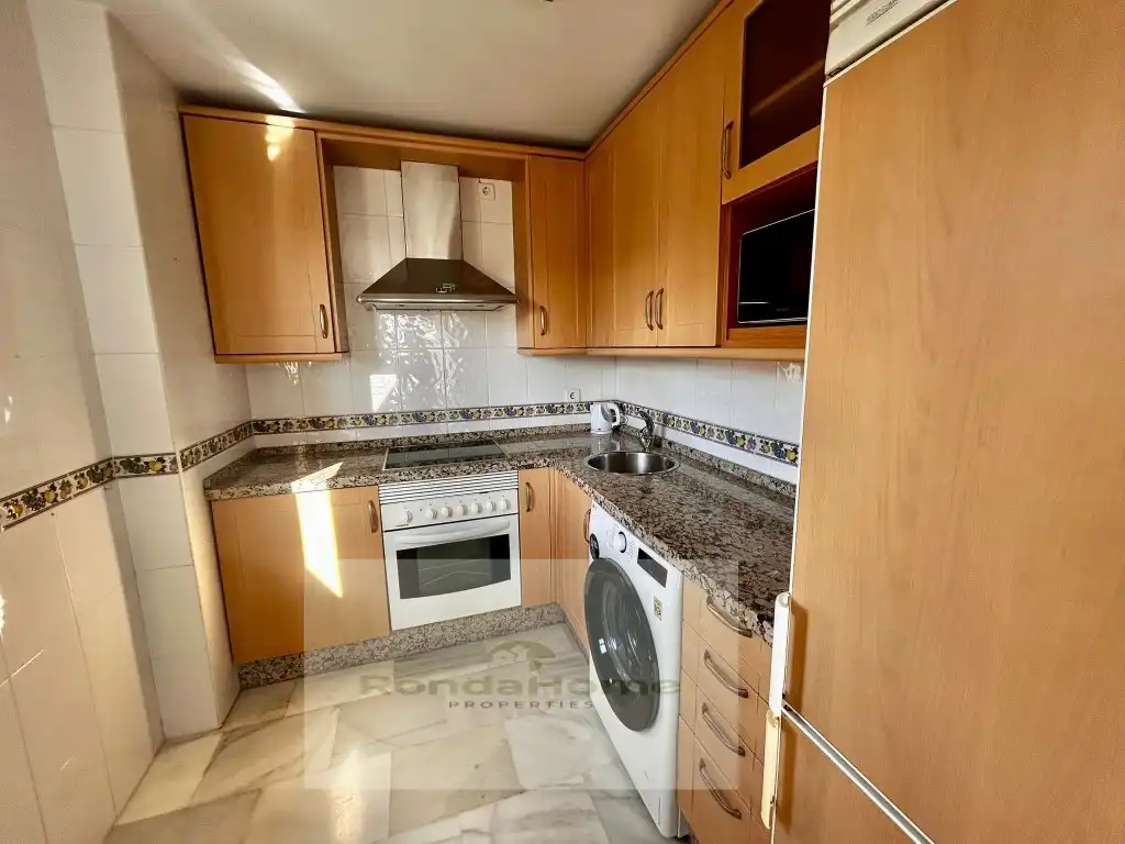 Cuina de Pis en venda en Fuengirola amb Terrassa