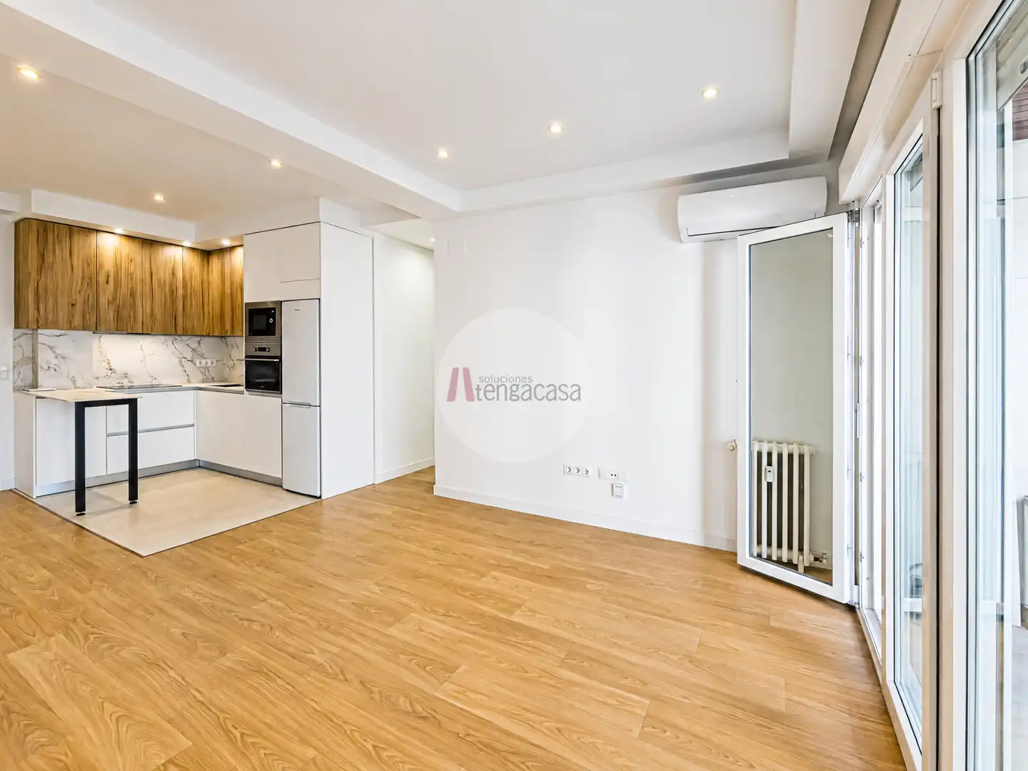 Flat with pool to rent in Calle del Doctor Juan José López Ibor, imagen 2
