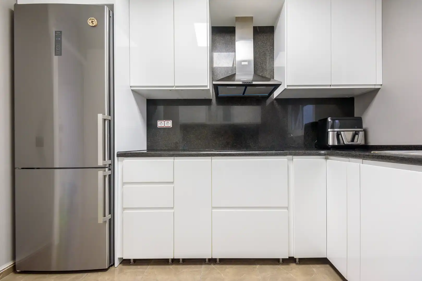 Kitchen of Flat for sale in Tarragona  with Air Conditioner, Heating and Storage room