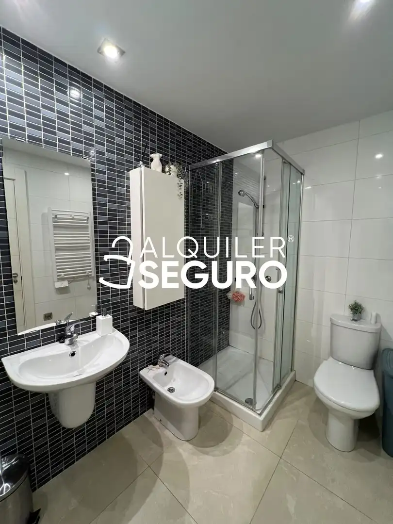 Bany de Àtic de lloguer en San Sebastián de los Reyes amb Aire condicionat, Calefacció i Terrassa