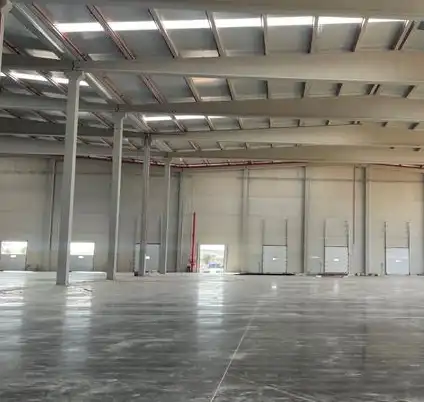 Nave industrial con ascensore in affitto a Poligono Megapark Dos Hermanas 22