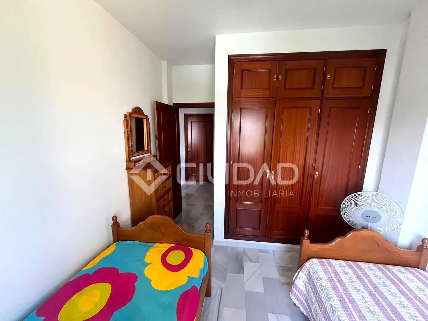 Habitación de Casa adosada en venta en Sanlúcar de Barrameda con Aire acondicionado, Jardín privado y Terraza