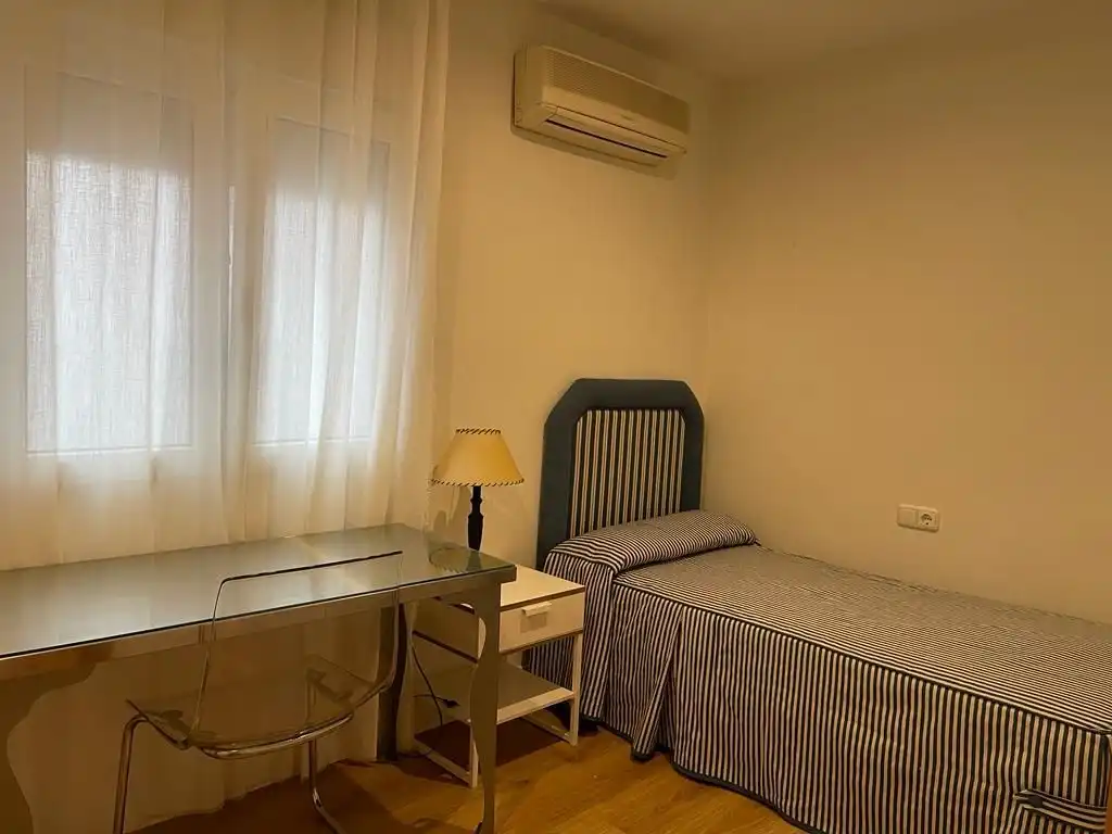 Schlafzimmer von Wohnung zur Miete in Mérida