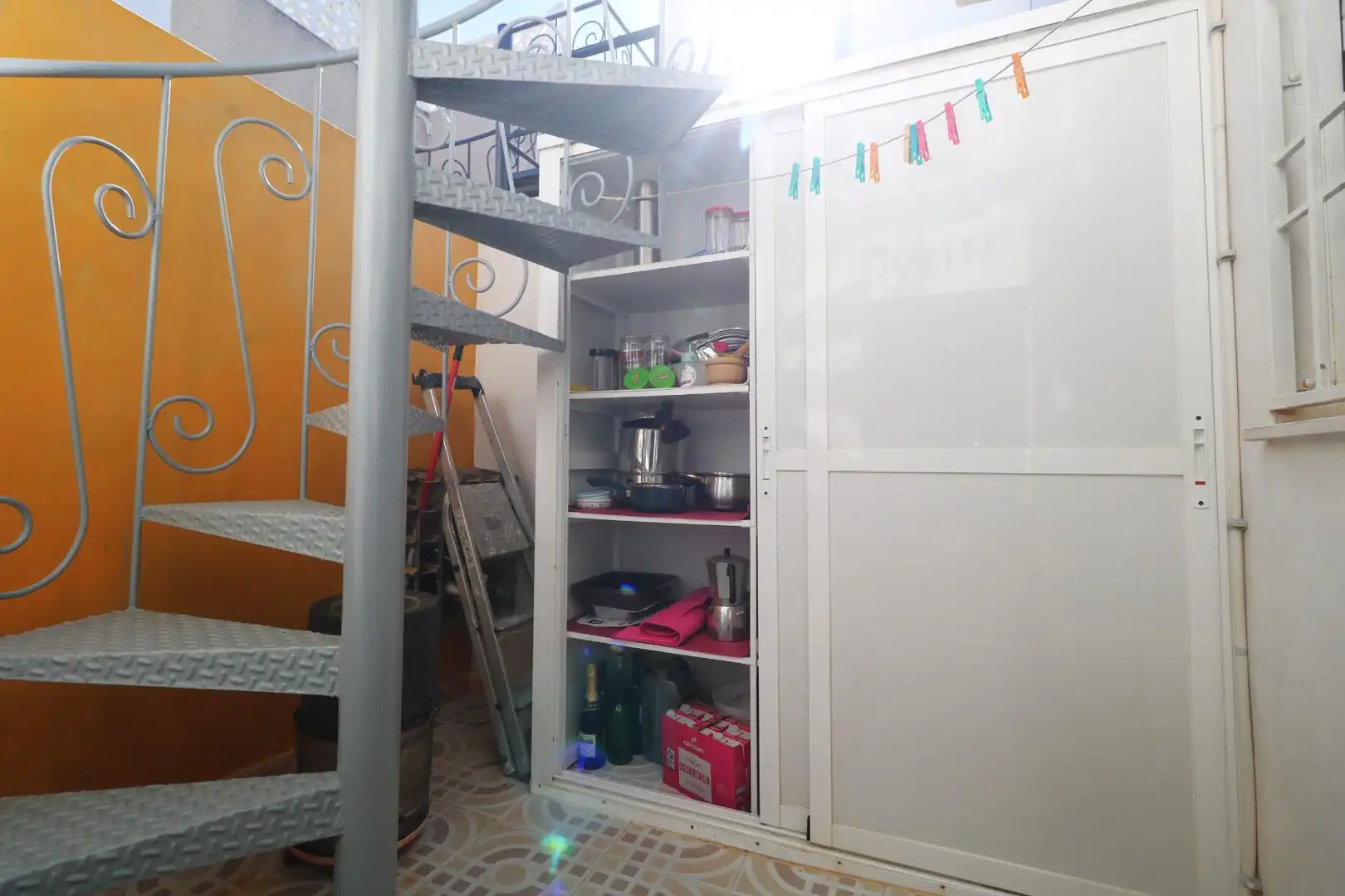 Cuina de Casa o xalet en venda en Torrevieja amb Aire condicionat, Jardí privat i Terrassa