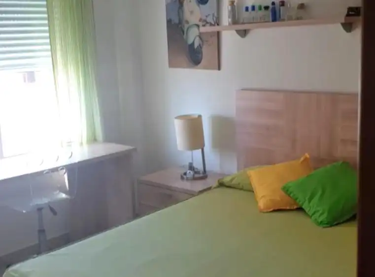 Habitación de Casa o chalet en venta en Almazora / Almassora con Aire acondicionado, Calefacción y Jardín privado