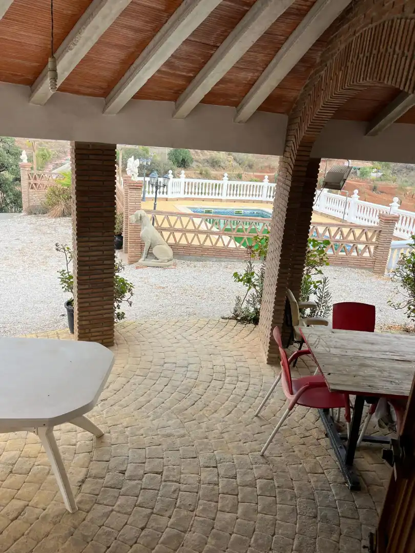 Terrasse von Country house zur Miete in Riogordo mit Privatgarten, Schwimmbad und Möbliert