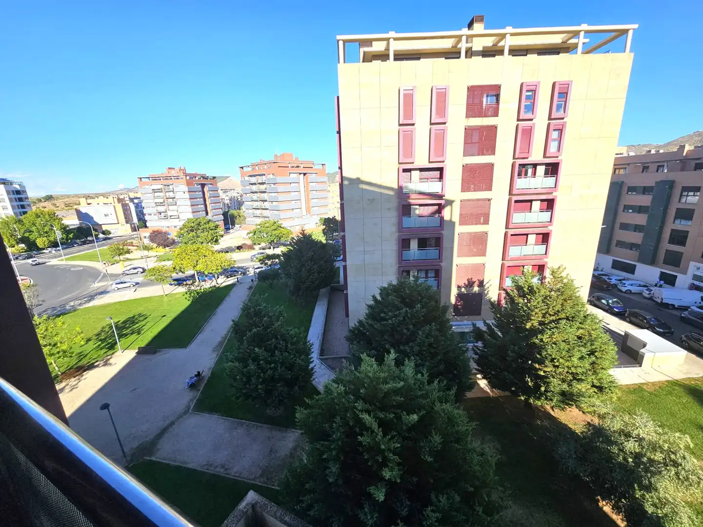 Vista exterior de Piso en venta en Guadalajara con Aire acondicionado, Calefacción y Terraza