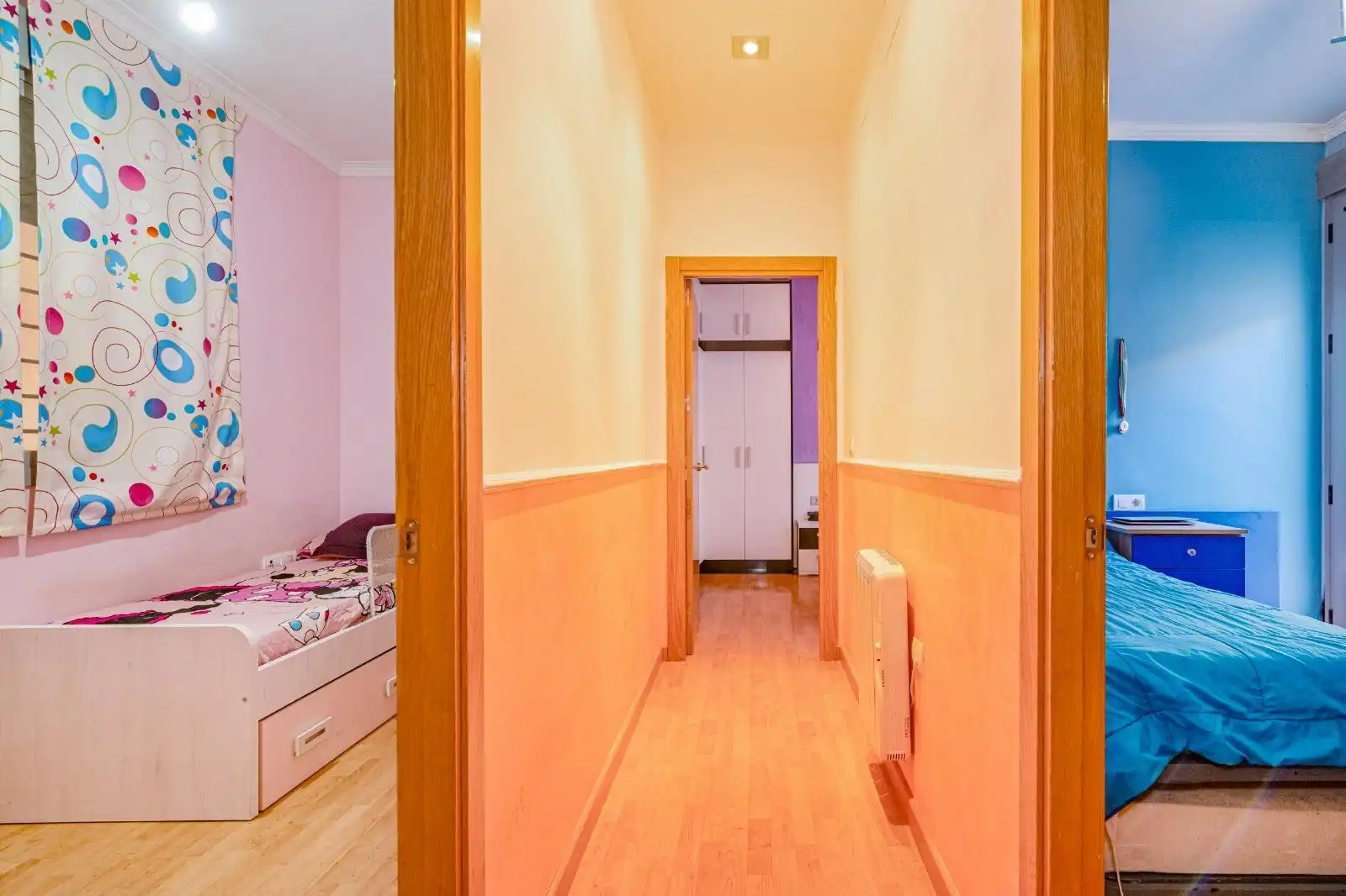 Flat for sale in Peligros  with Air Conditioner, Heating and Storage room