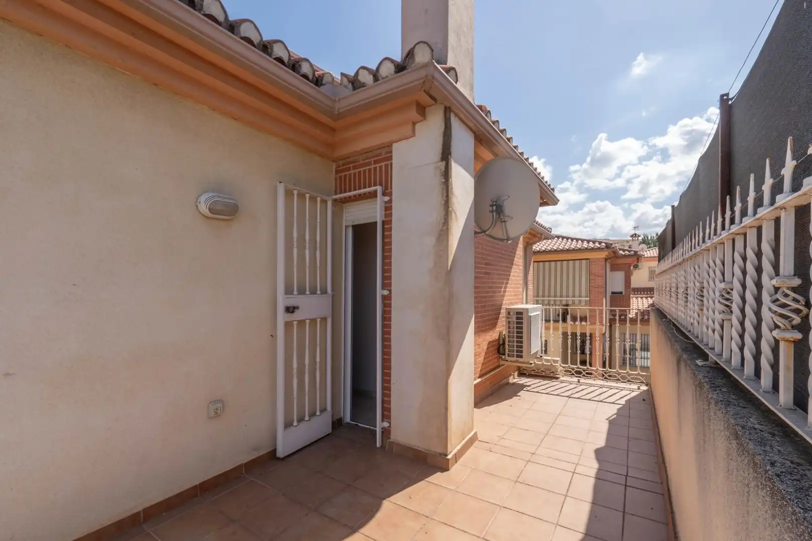 Terrassa de Casa adosada en venda en Cájar amb Calefacció i Terrassa