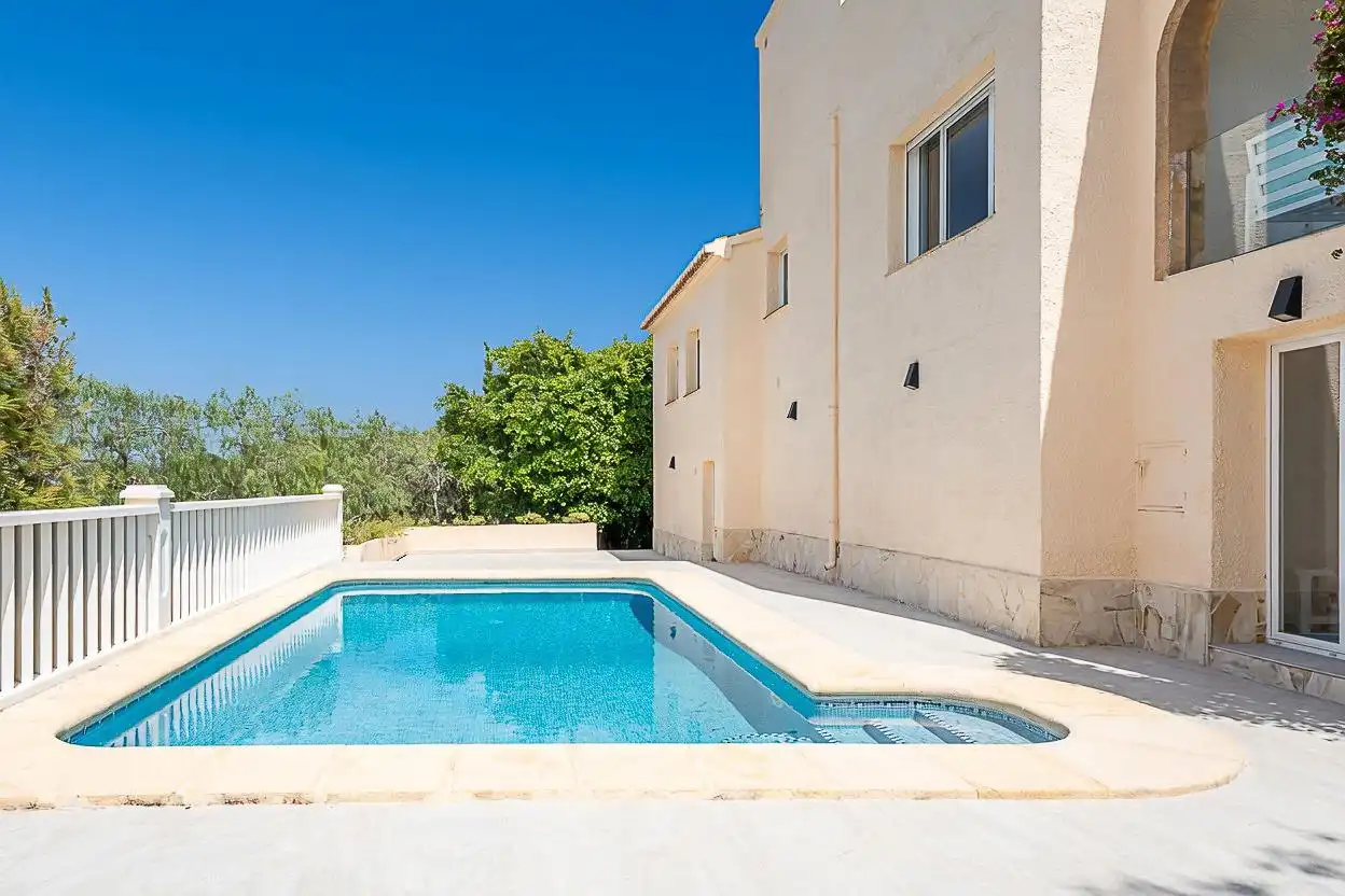 Houses for sale in Calle TRENCALL, La Granadella - Costa Nova
