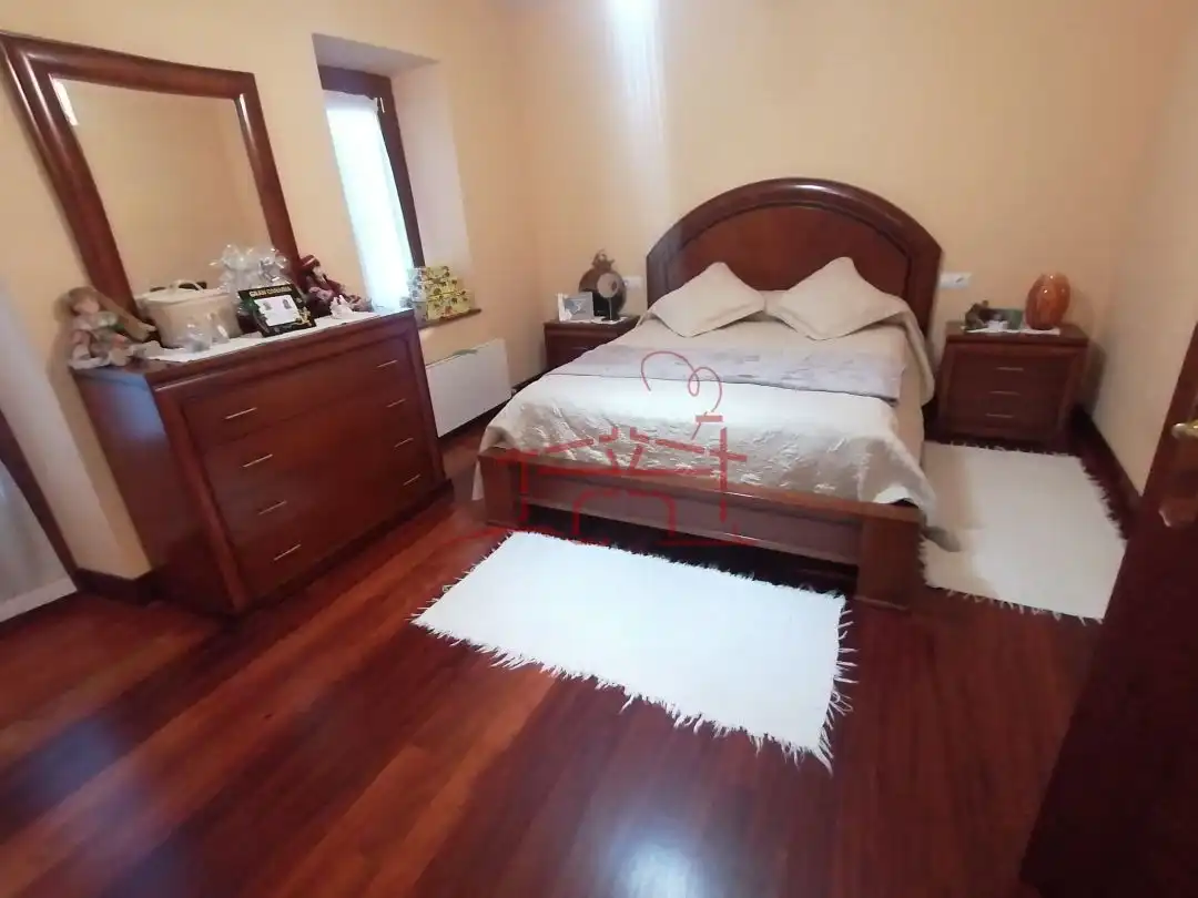Schlafzimmer von Country house zum Verkauf in Amorebieta-Etxano mit Heizung, Terrasse und Balkon