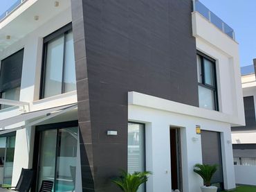 Villa con piscina in vendita a Gran Alacant