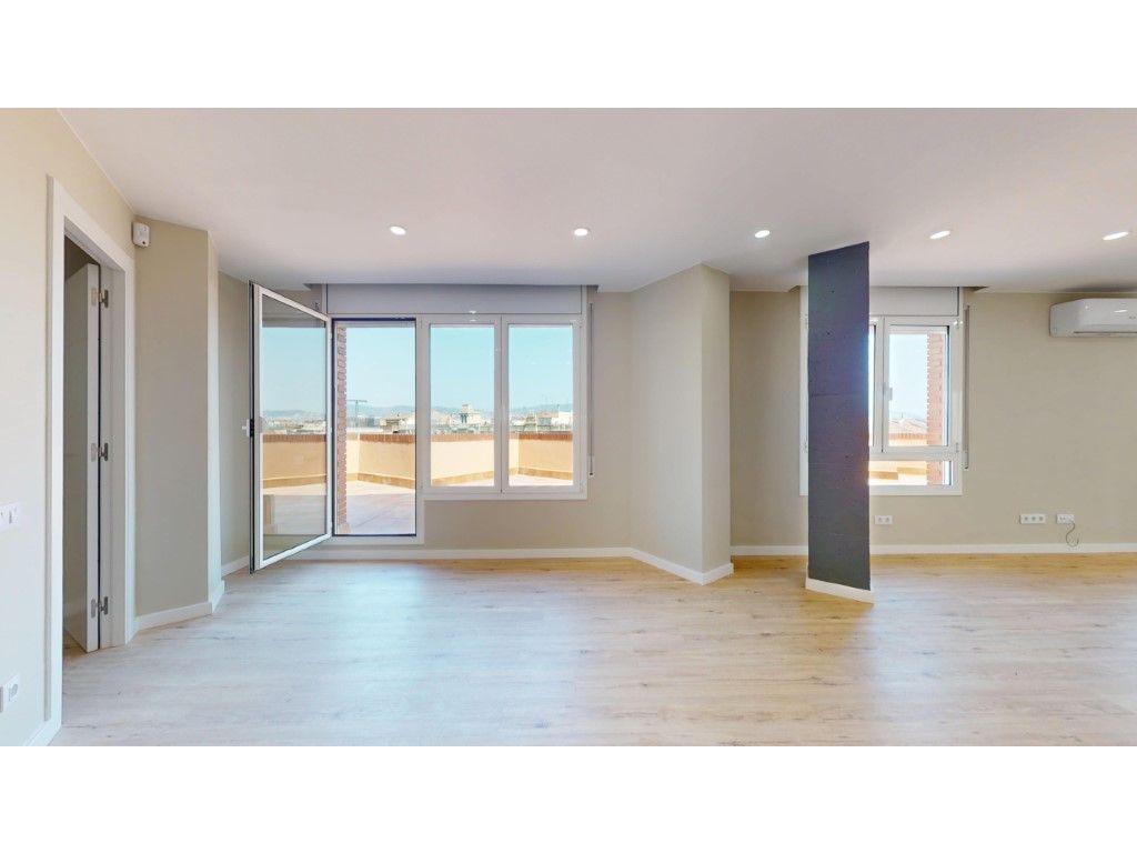 Bedroom of Apartment for sale in  Barcelona Capital