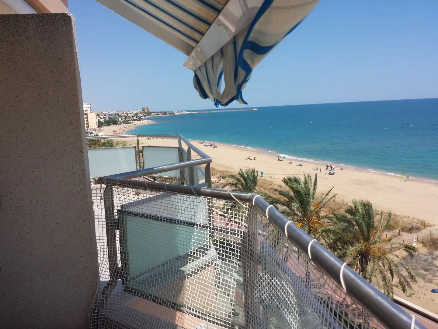 Appartement compact avec piscine à vendre à avenida papa luna 162