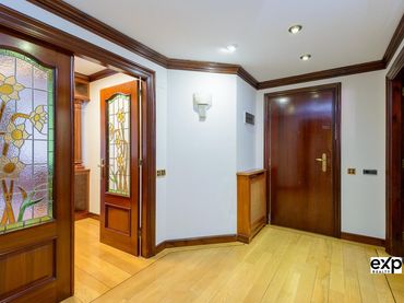 Duplex avec ascenseur à vendre à Calle MARCELINO SUAREZ