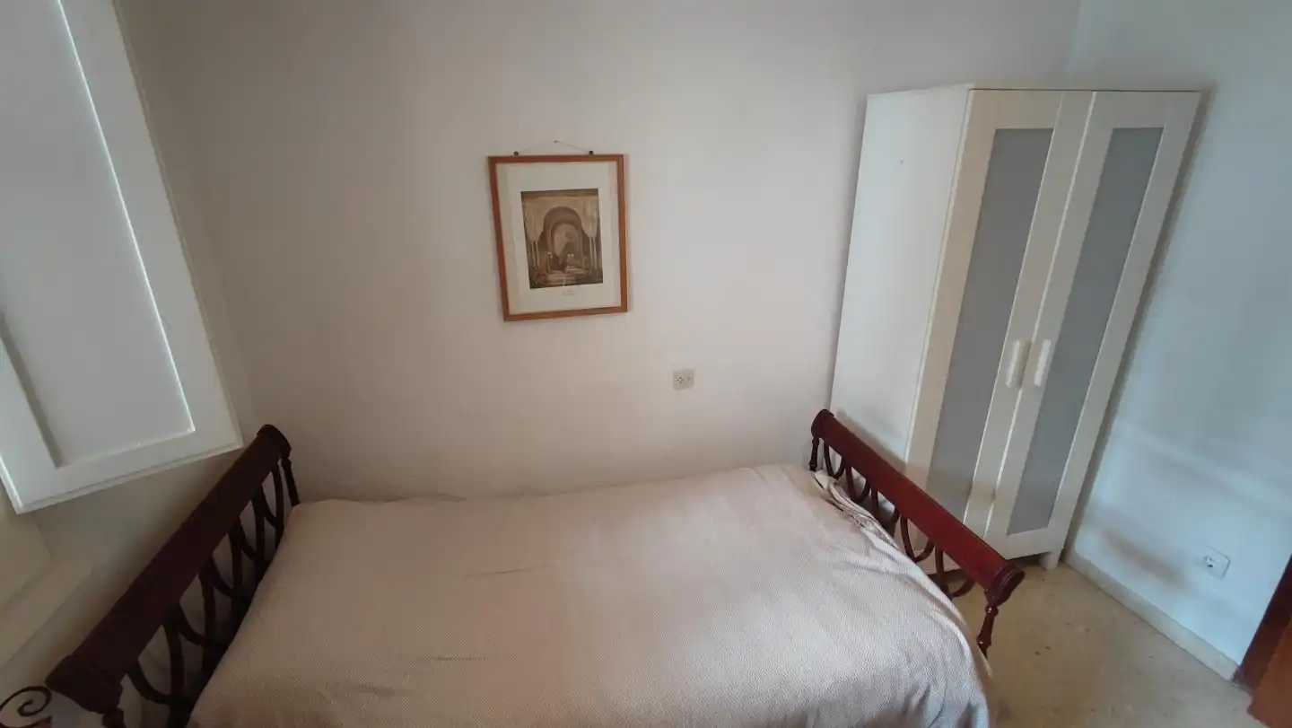 Bedroom of Flat for rent in Granada  with Heating and Furnished
