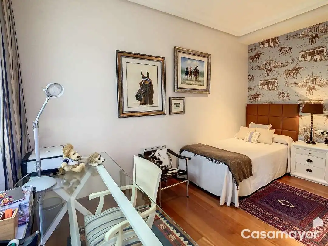Habitación de Casa o chalet en venta en Mutxamel con Aire acondicionado, Calefacción y Jardín privado