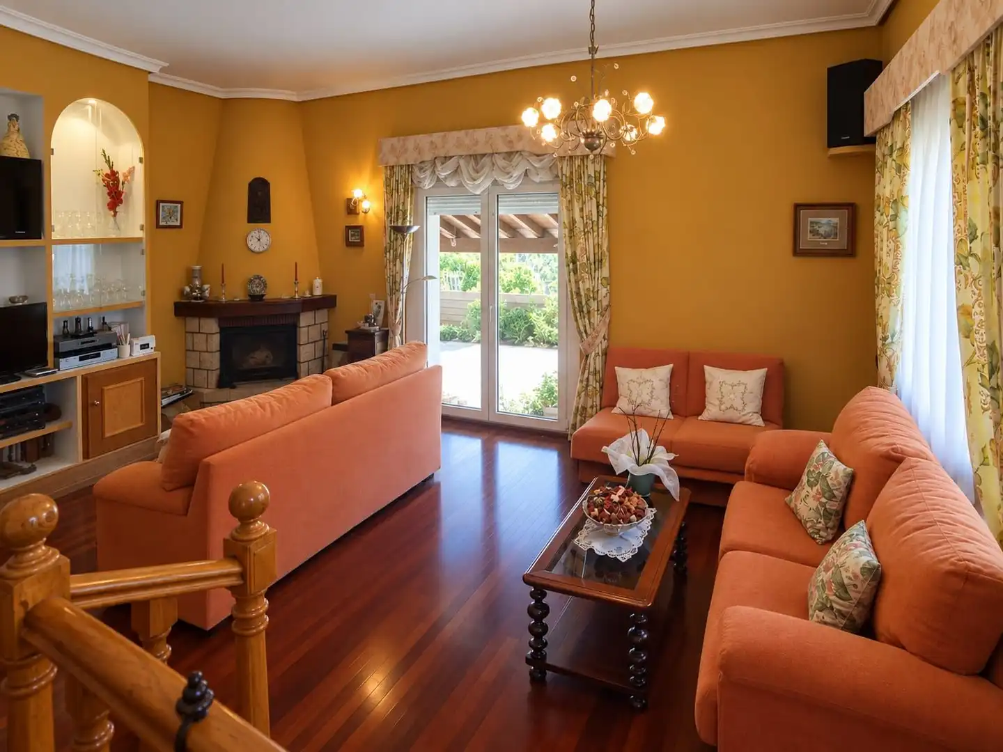 Sala d'estar de Casa o xalet en venda en Fuentespina, Burgos