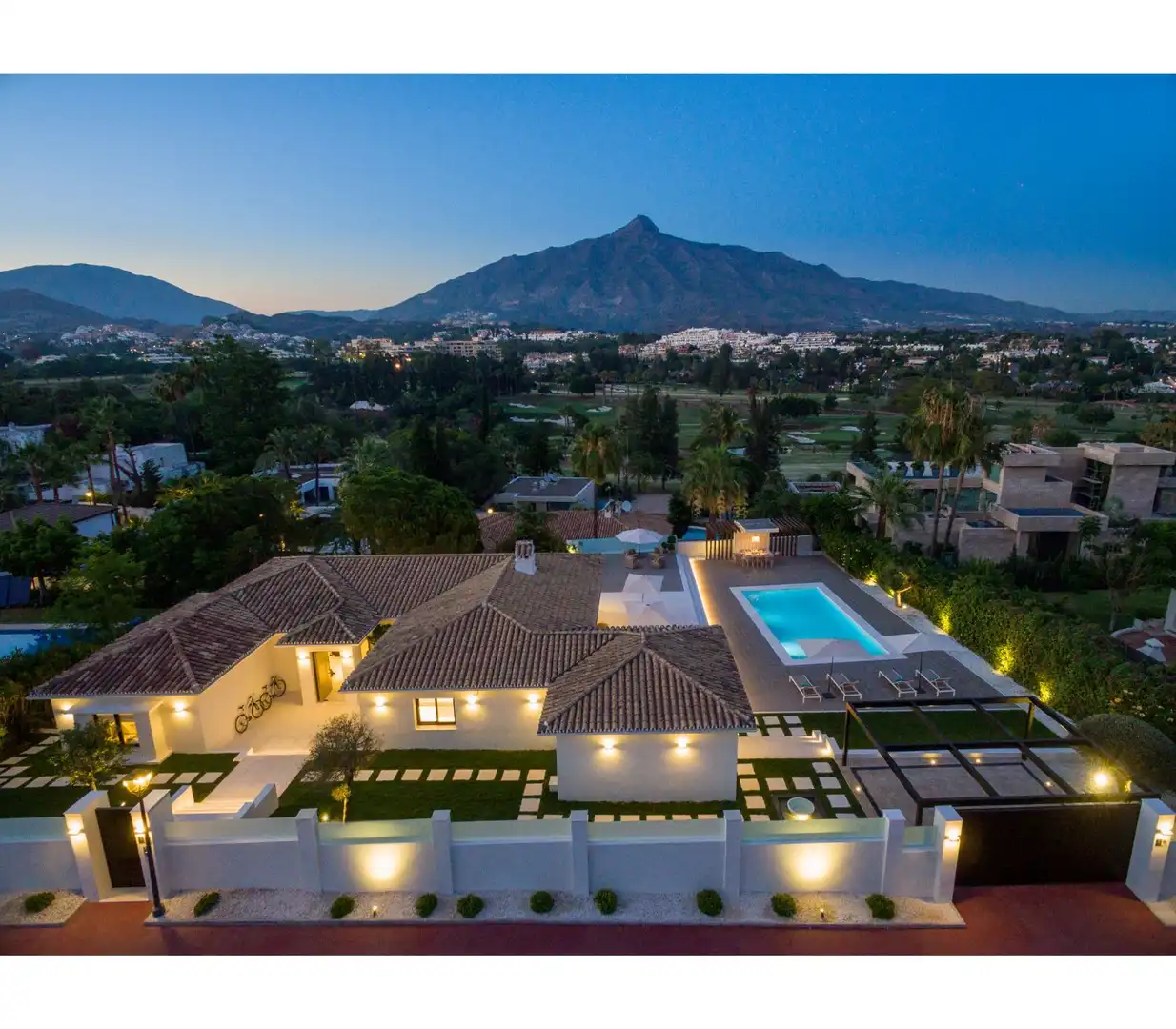 Casa amb piscina en venda a Marbella Centro, imagen 3