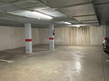 Individual en alquiler en Carrer de l'Ateneu 25