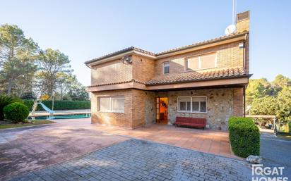 Vista exterior de Casa o xalet en venda en Sant Cugat del Vallès amb Aire condicionat, Calefacció i Piscina