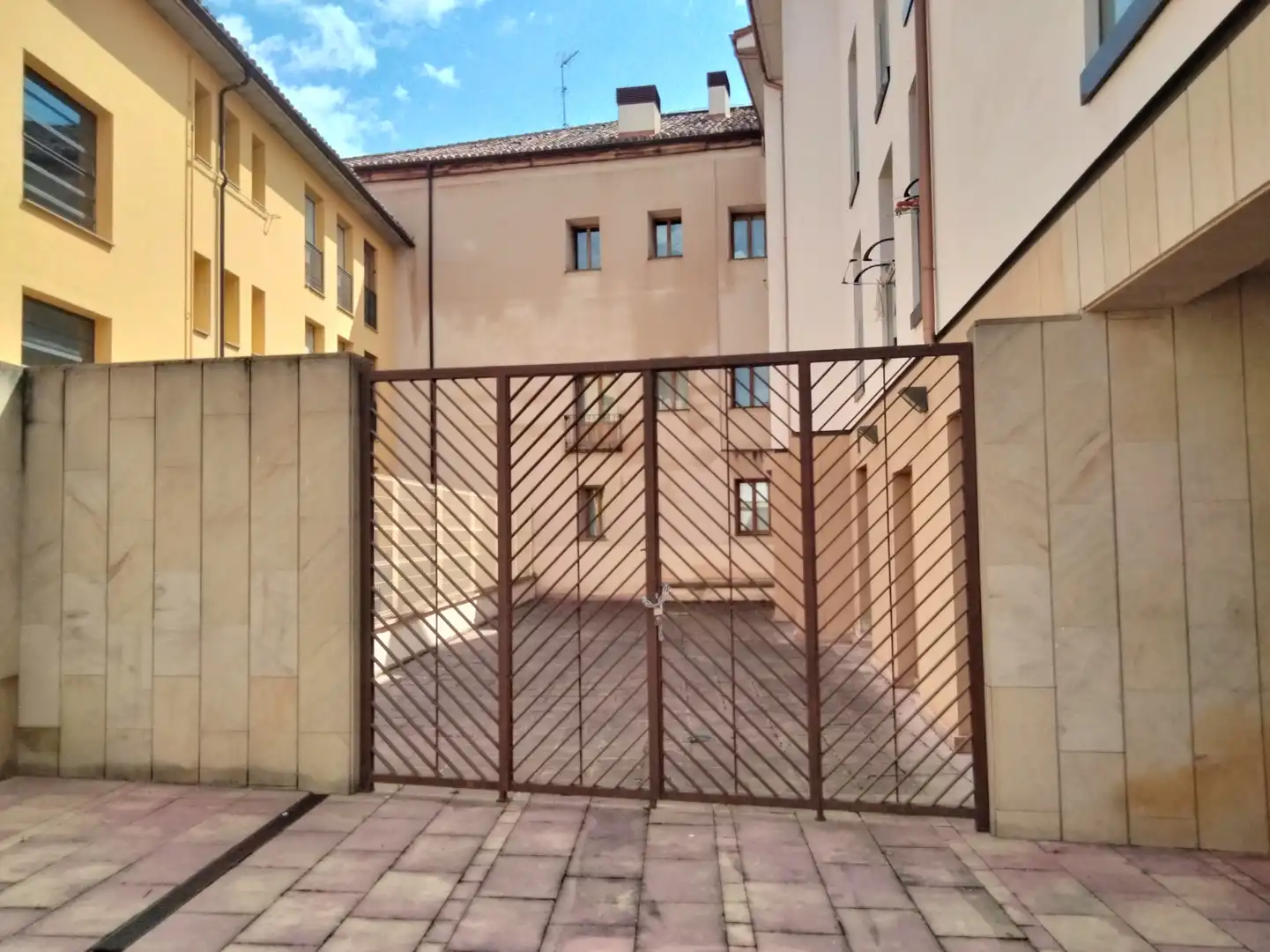 Commercial properties for sale in Casco Antiguo