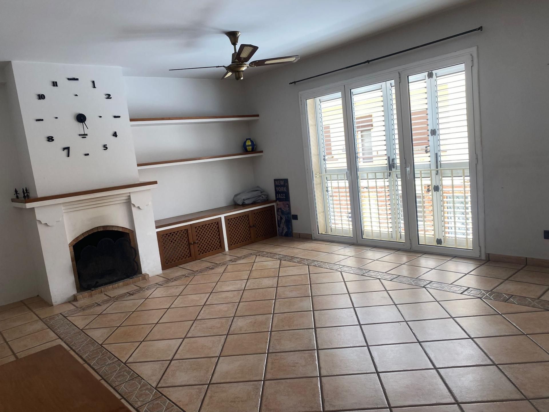 Living room of Duplex to rent in Vic  with Heating and Oven