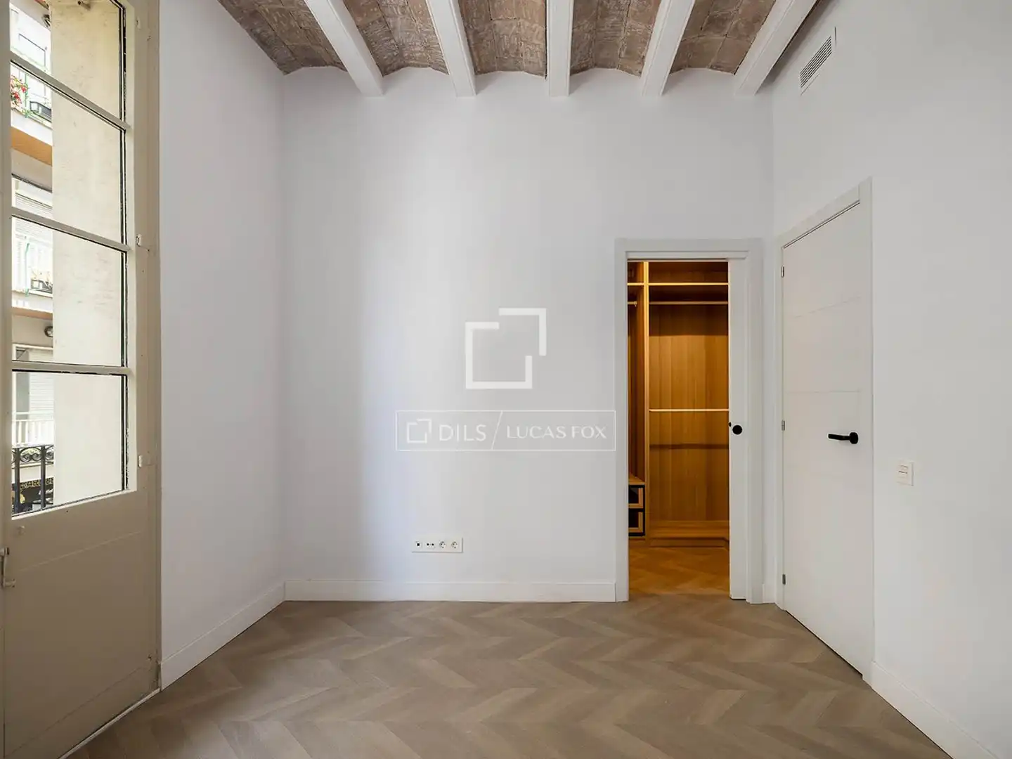 Piso en venta en Barcelona con Aire acondicionado, Calefacción y Terraza