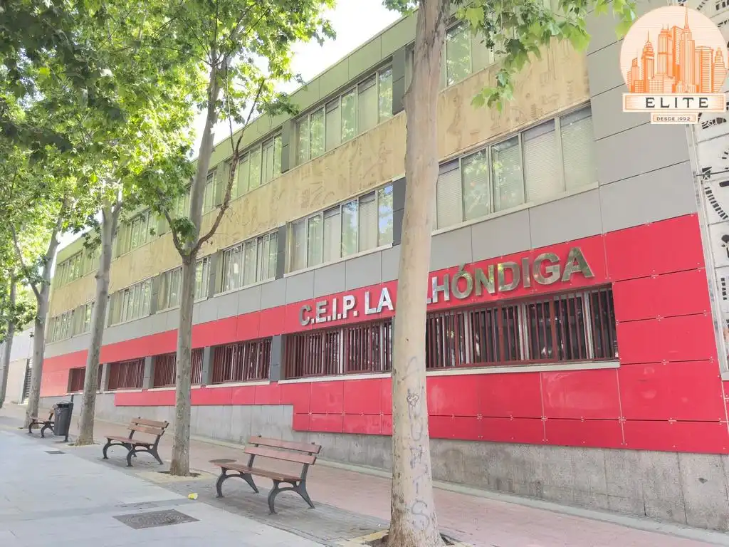 Vista exterior de Planta baja en venta en Getafe
