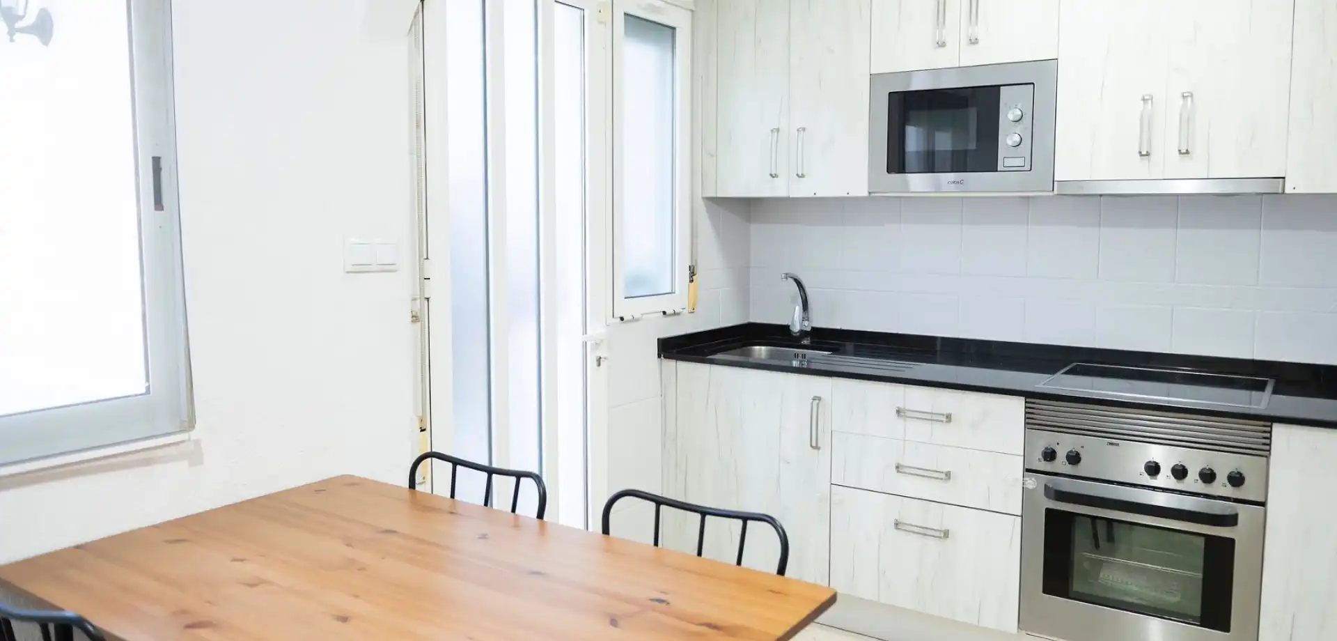 Casa adosada en venta en Santiago de la Ribera