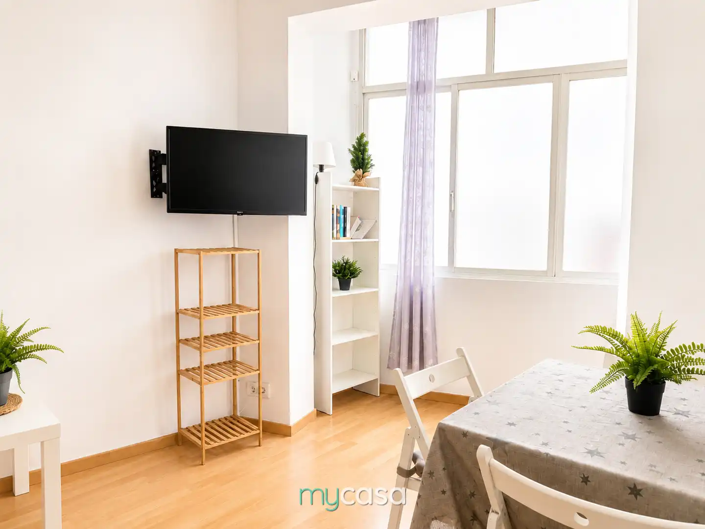 Wohnzimmer von Wohnung zum Verkauf in Barcelona mit Klimaanlage, Heizung und Parkett