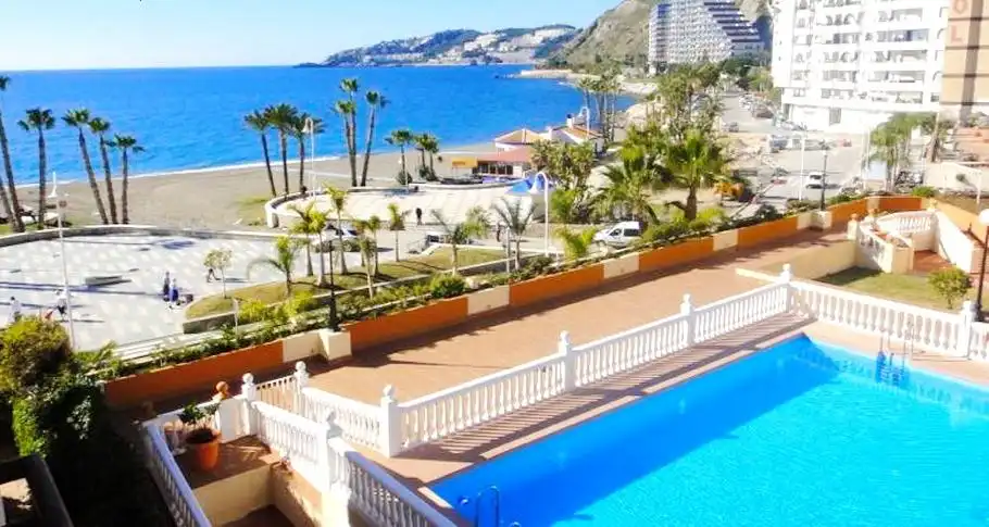 Pis amb piscina en venda a Almuñecar centro