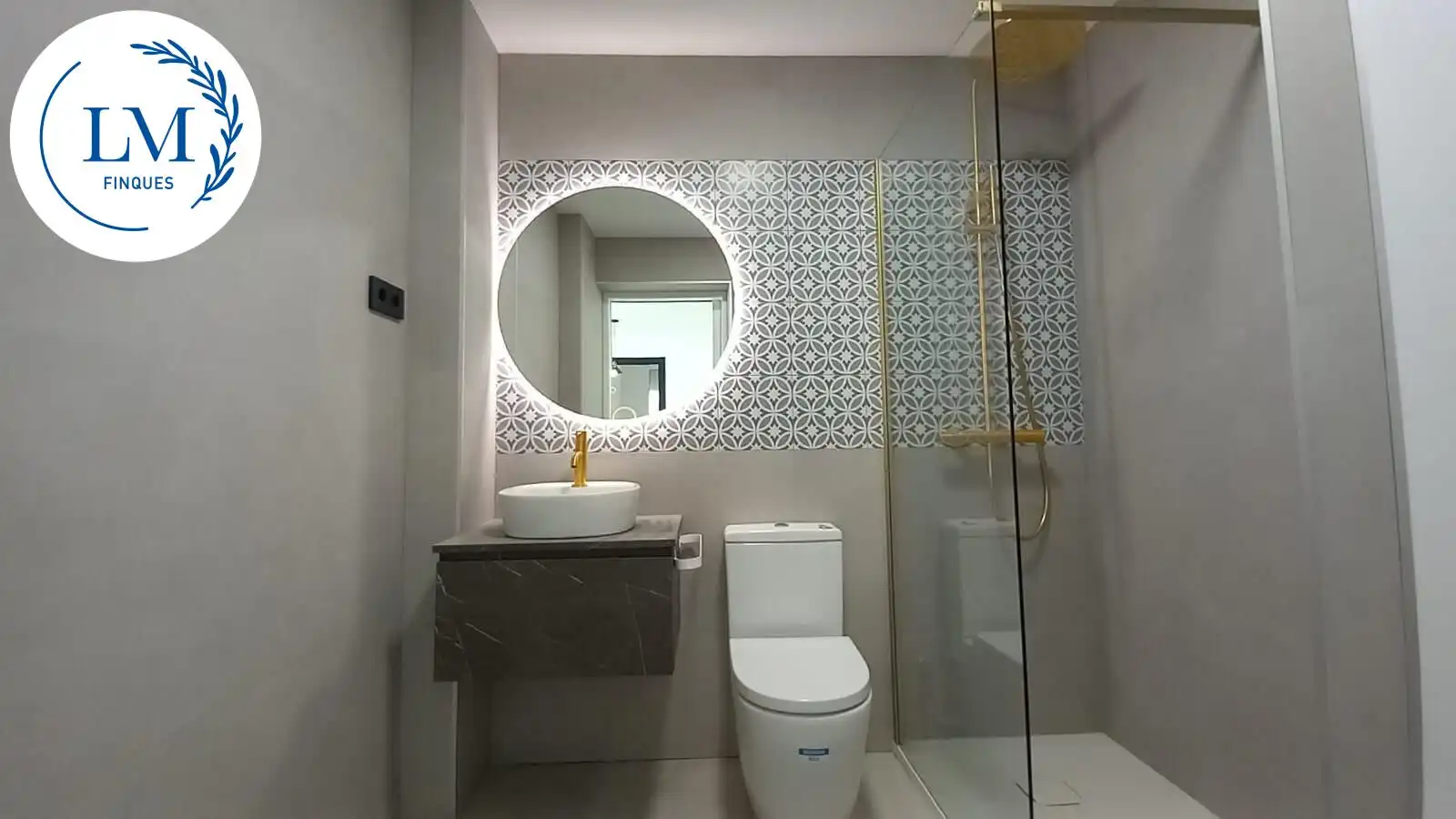 Ground floor for sale in Centre Vila