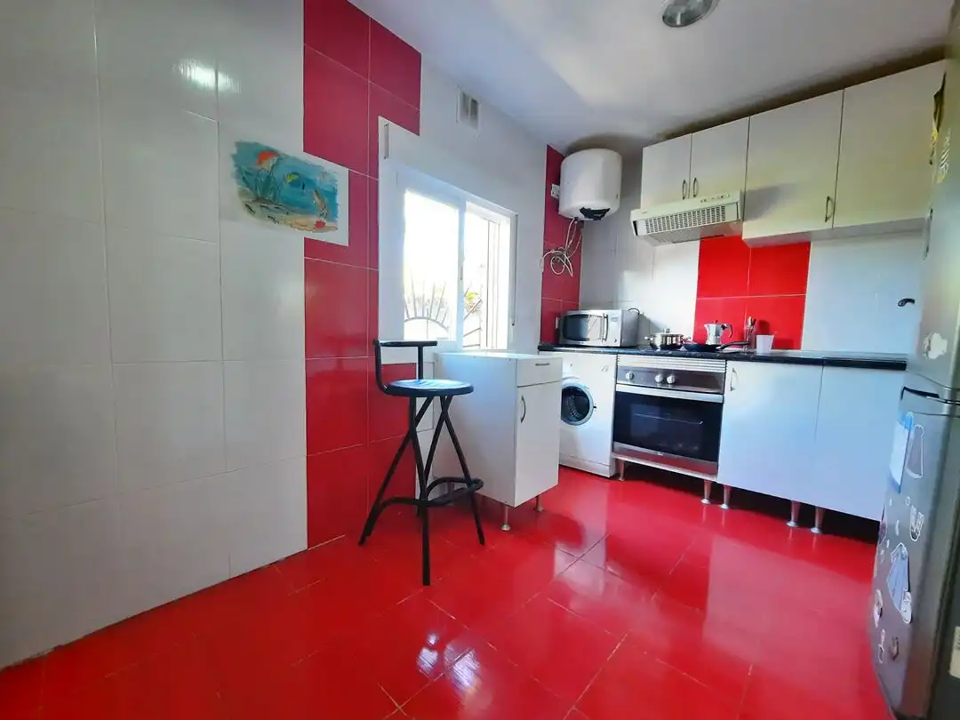 Cocina de Casa o chalet en venta en Escalona con Calefacción, Jardín privado y Trastero