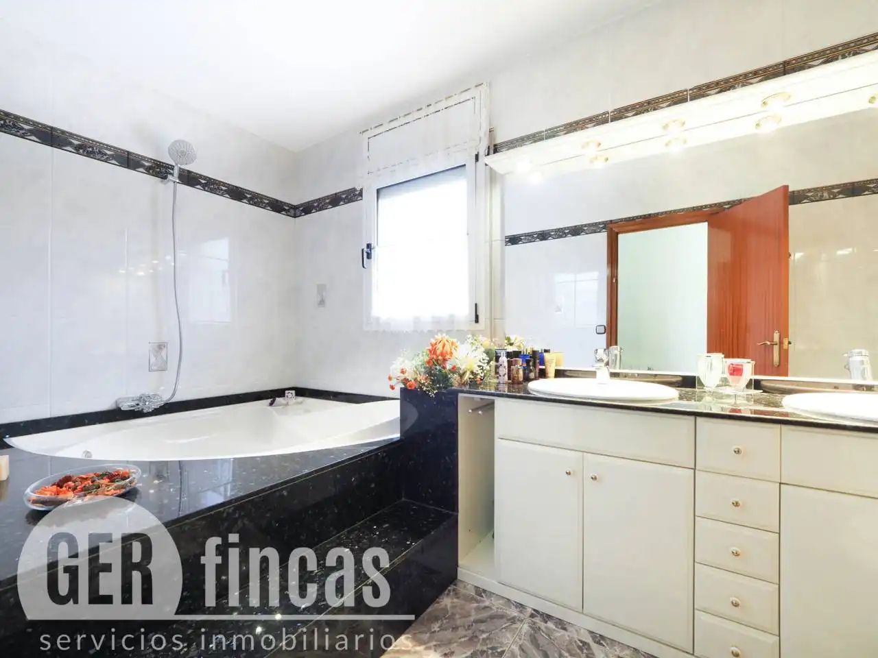 House with pool for sale in Calle Argelia, imagen 56