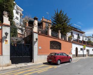 Exterior view of House or chalet for sale in  Granada Capital  with Air Conditioner, Terrace and Balcony