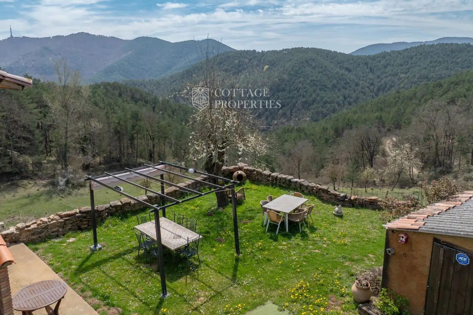 Terrasse von Country house zum Verkauf in Ripoll