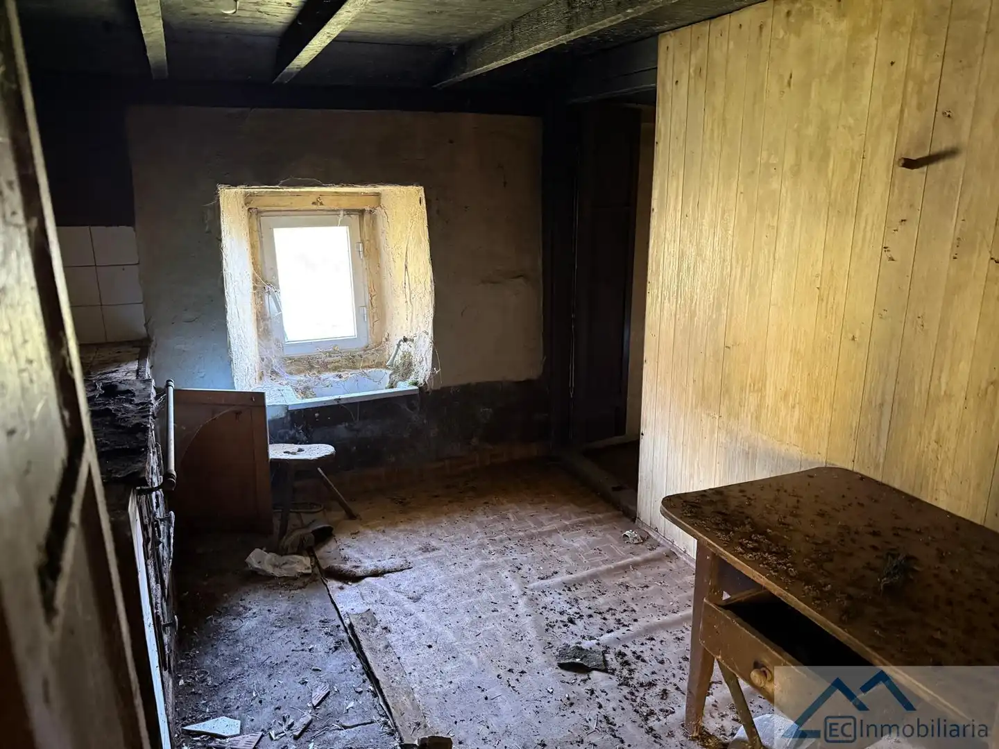 Comedor de Finca rústica en venta en Ruesga