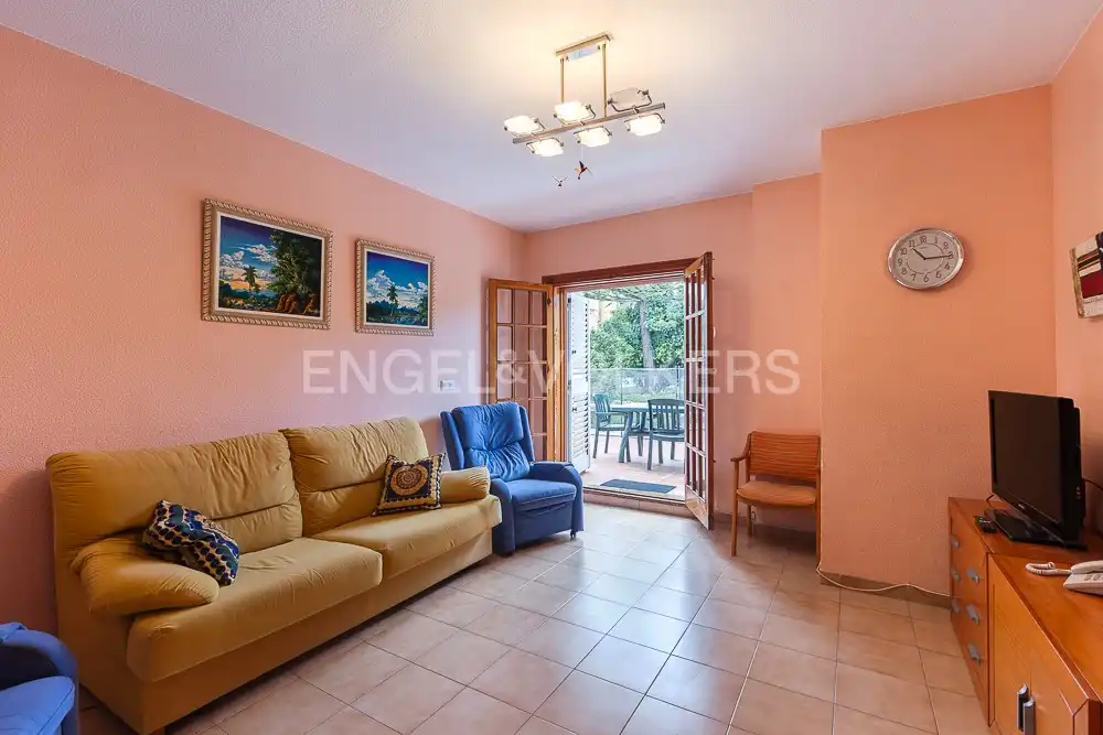 Sala de estar de Casa o chalet en venta en Alzira con Aire acondicionado, Calefacción y Jardín privado