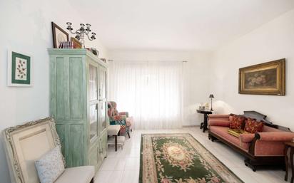Sala d'estar de Pis en venda en  Sevilla Capital