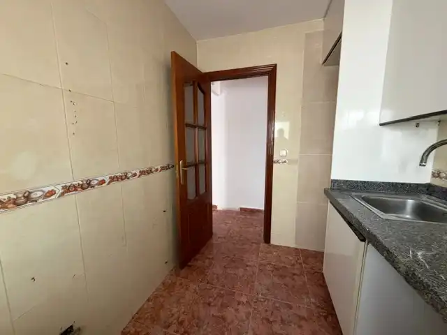 Flat for sale in Calle de los Bascones, imagen 9