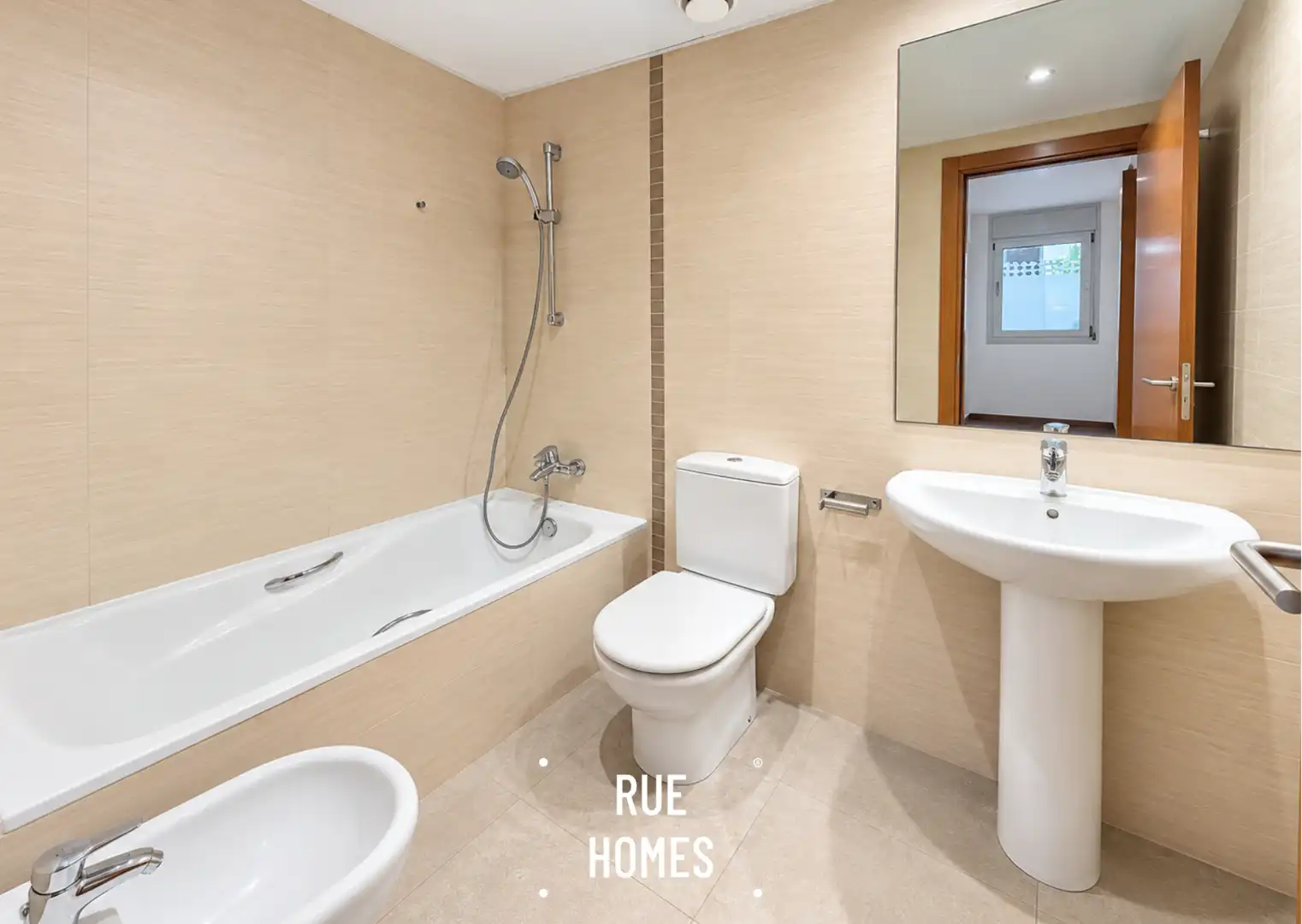 Piso con ascensor en venta en Carrer de Folch i Torres, imagen 10